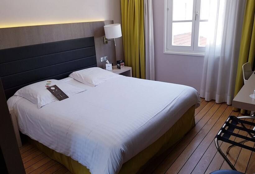 اتاق استاندارد, Logis Hôtel Les Tuileries