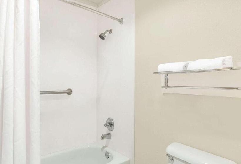 اتاق استاندارد با تخت بزرگ, Super 8 By Wyndham North Little Rock/mccain