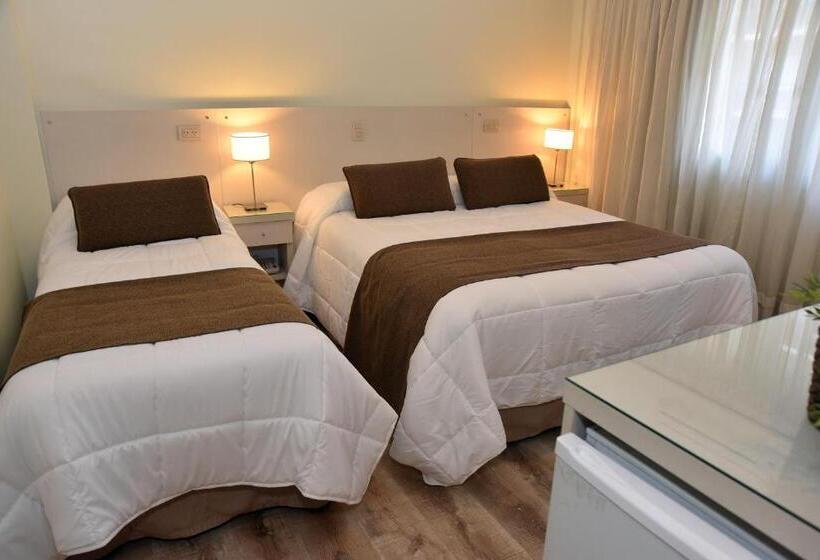 اتاق استاندارد سه نفره, Gran Hotel Skorpios