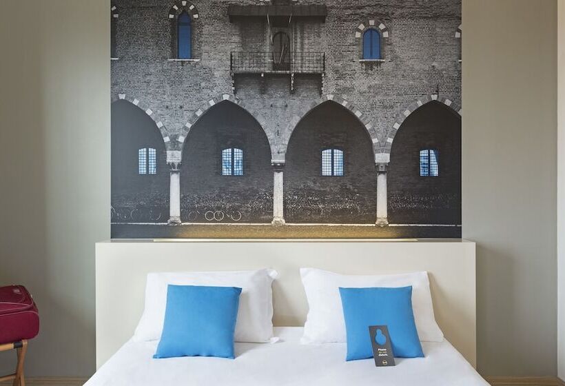 اتاق استاندارد, B&b Hotel Mantova