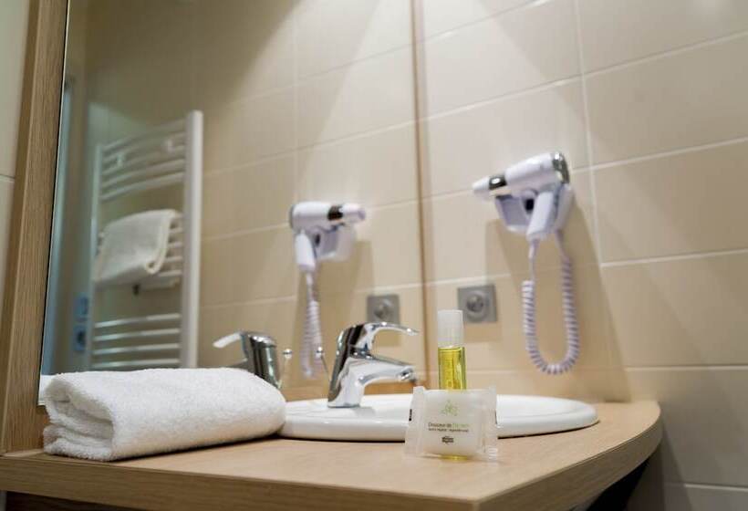 اتاق استاندارد, Brit Hotel Mâcon Centre Gare