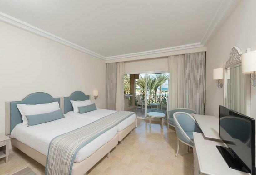 اتاق استاندارد با چشم‌انداز باغ, Iberostar Waves Averroes