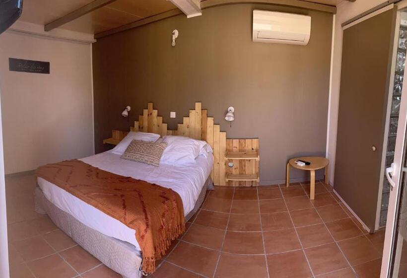 اتاق سوپریور, Le Relais Des Lavandins