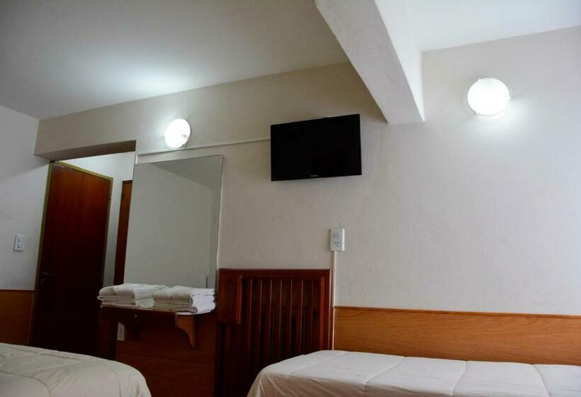 Standard Triple Room, Menossi