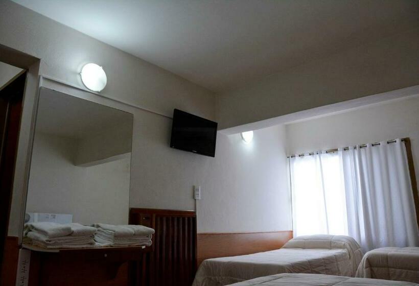 Standard Triple Room, Menossi