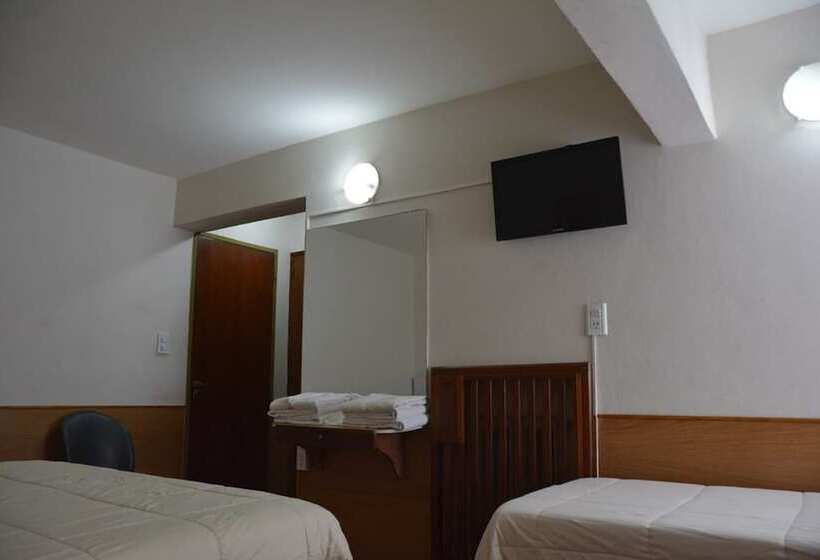 Standard Triple Room, Menossi