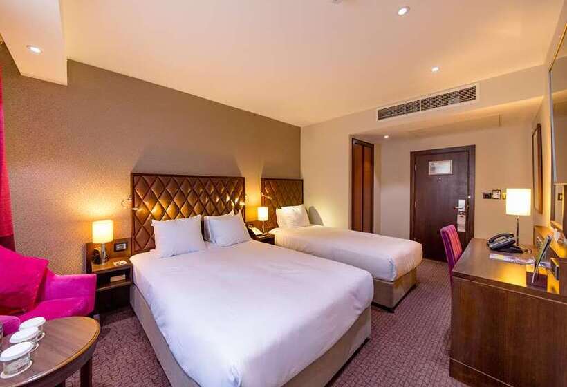 اتاق لوکس با تخت دو نفره بزرگ, Rushhh Daytona Beach, Tapestry Collection By Hilton
