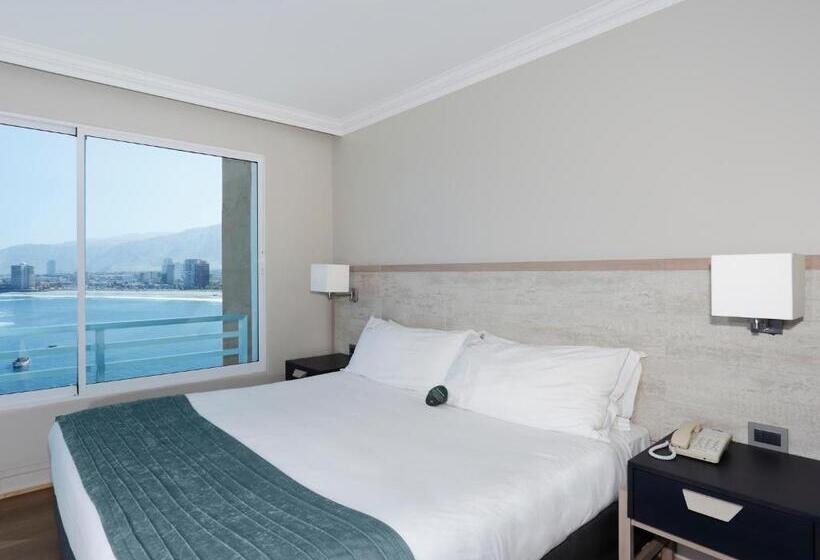 اتاق سوپریور با چشم‌انداز دریا, Terrado Suites Iquique