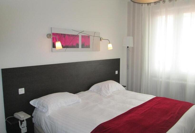 اتاق استاندارد با تخت بزرگ, Hôtel Calme Des Pins & Spa