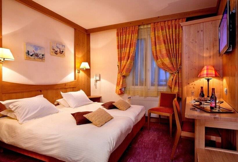 اتاق راحتی, Logis Hôtel De La Tour