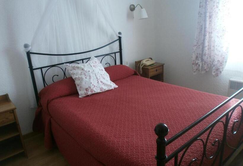 اتاق استاندارد یک نفره, Hôtel Le Clos Des Pins