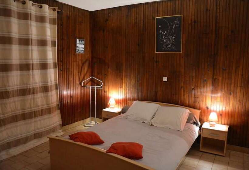 اتاق استاندارد, Restaurant Les Planottes