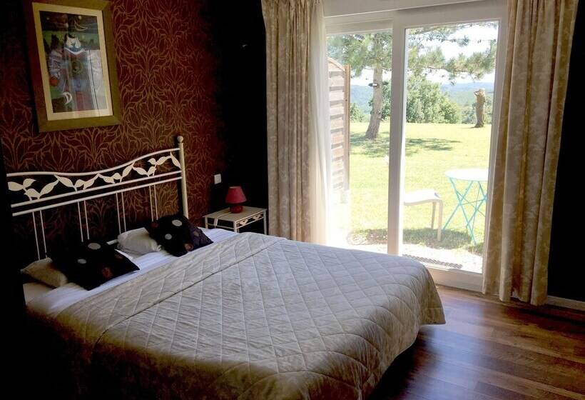 اتاق استاندارد, Logis Hotel La Bergerie Hôtel 3 étoiles Restaurant Savoureux