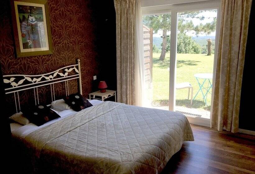 اتاق استاندارد, Logis Hotel La Bergerie Hôtel 3 étoiles Restaurant Savoureux