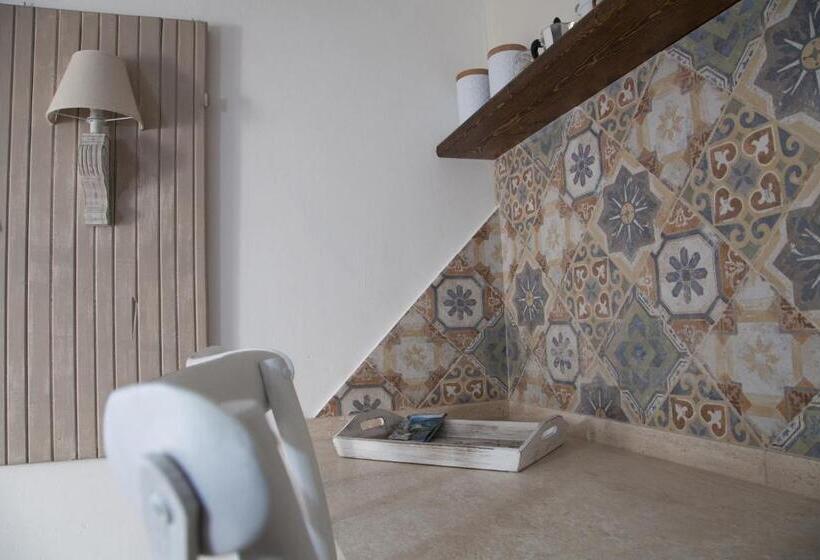1 Bedroom Penthouse Apartment, Casa Lu Duttori