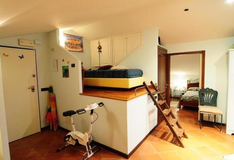آپارتمان 1 خوابه با چشم‌انداز دریا, B&b Casa Casotto