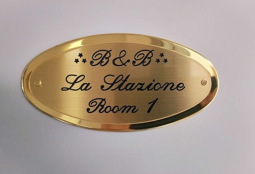 اتاق لوکس چهار تخته, B&b La Stazione