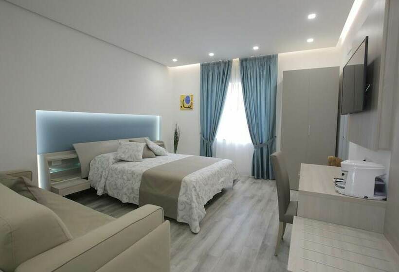 اتاق لوکس چهار تخته, B&b La Stazione