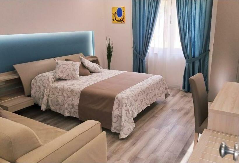 اتاق لوکس چهار تخته, B&b La Stazione