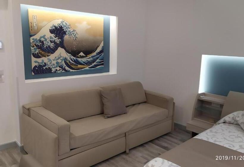 اتاق لوکس چهار تخته, B&b La Stazione