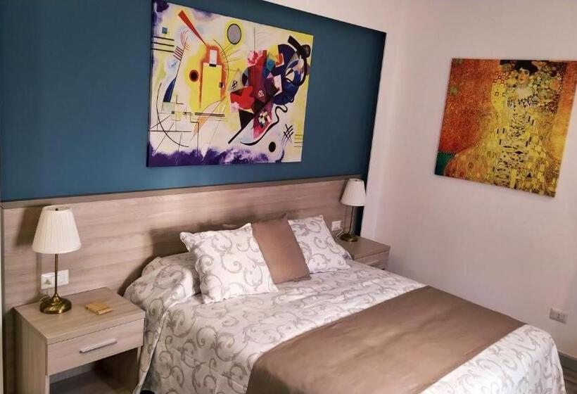 اتاق لوکس با چشم‌انداز دریا, B&b La Stazione