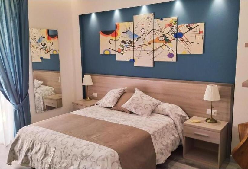 اتاق لوکس با بالکن, B&b La Stazione