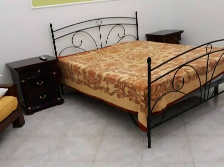 اتاق لوکس, Villateresa
