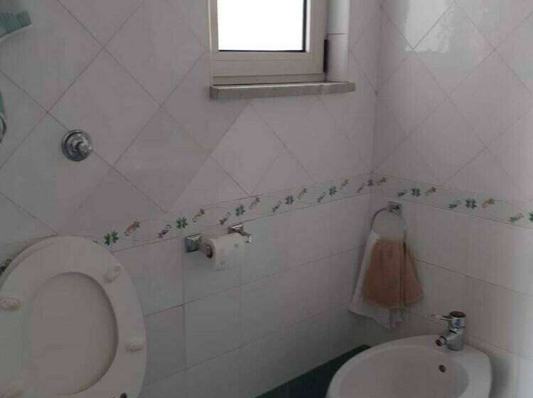 اتاق لوکس, Villateresa