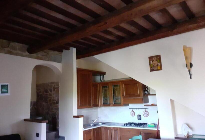 آپارتمان 1 خوابه با تراس, Agriturismo Alle Rose