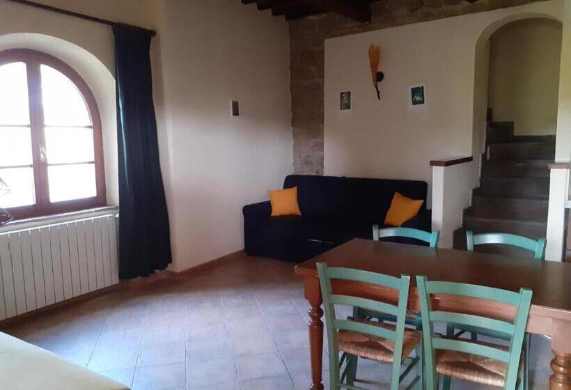 آپارتمان 1 خوابه با تراس, Agriturismo Alle Rose