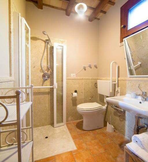 اتاق استاندارد با تخت بزرگ برای معلولان, Agriturismo Don Carlo