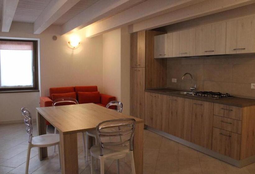 1 Bedroom Apartment Lake View, Agriturismo Le Anze