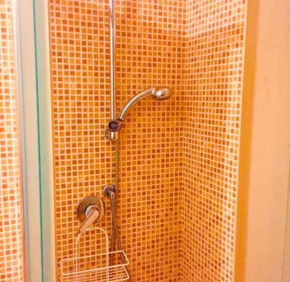 استودیو خانوادگی, B&b Il Più Bello