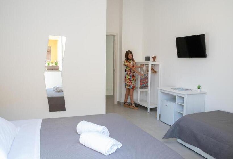 اتاق استاندارد سه نفره, B&b Zio Luciano