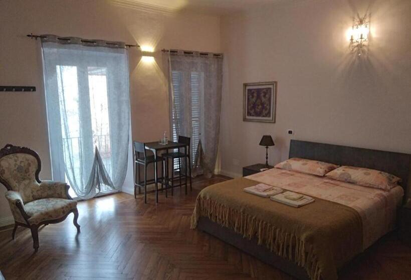 اتاق لوکس, Porte Ad Arco