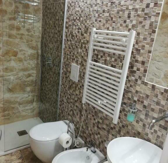 اتاق لوکس, Lilla B&b
