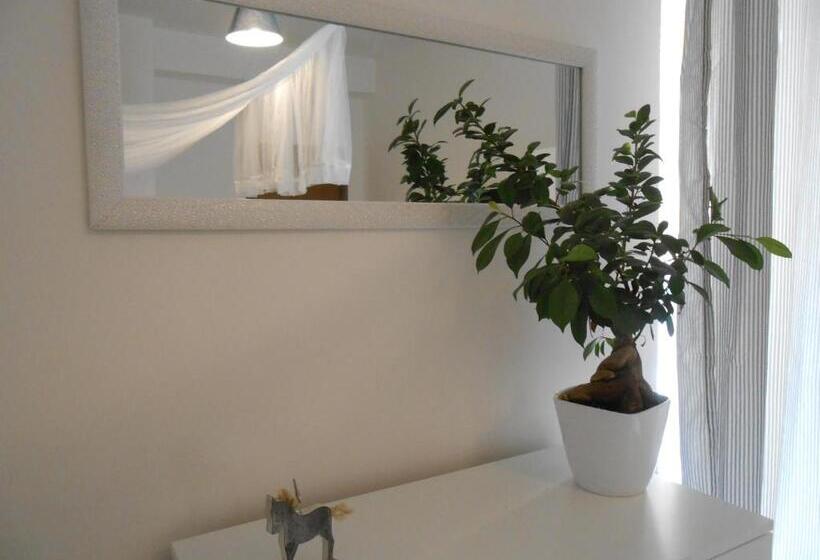 اتاق استاندارد با تخت بزرگ, Casa Bella