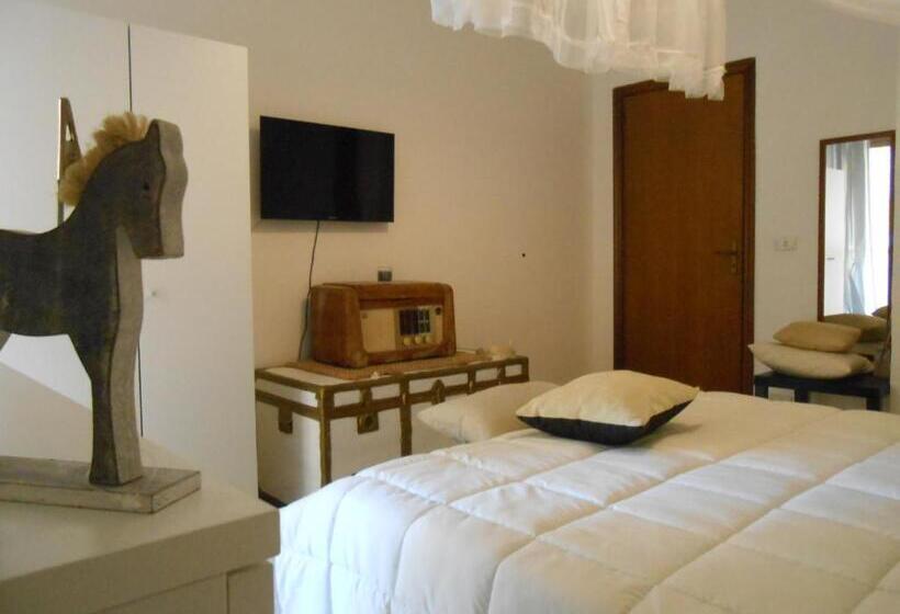 اتاق استاندارد با تخت بزرگ, Casa Bella
