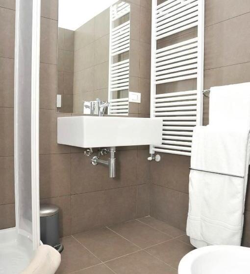اتاق استاندارد یک نفره, Foresteria Via Italia