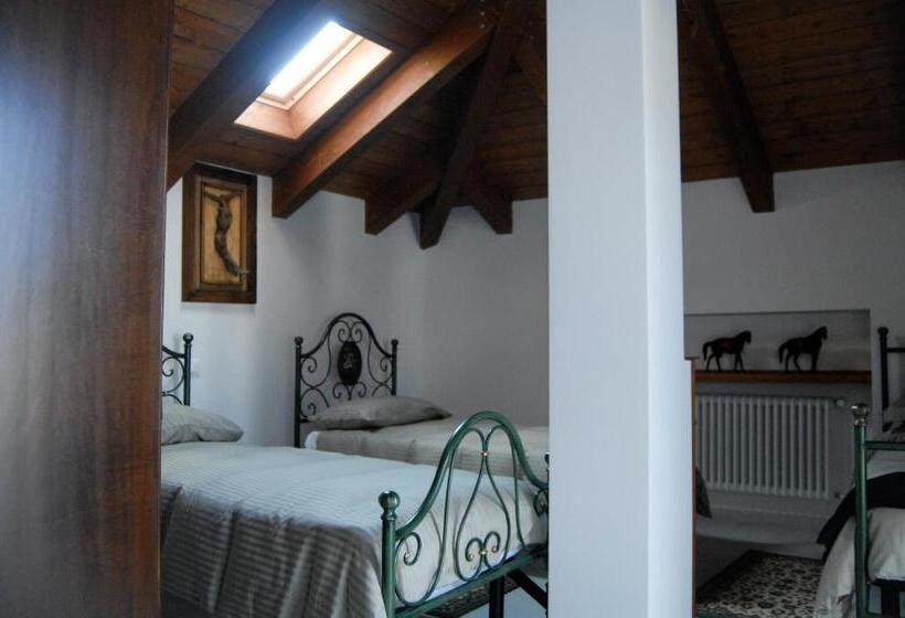 اتاق استاندارد چهار تخته, B&b Al Vicoletto
