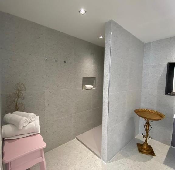 اتاق سوپریور سه تخته, B&b Da Patty