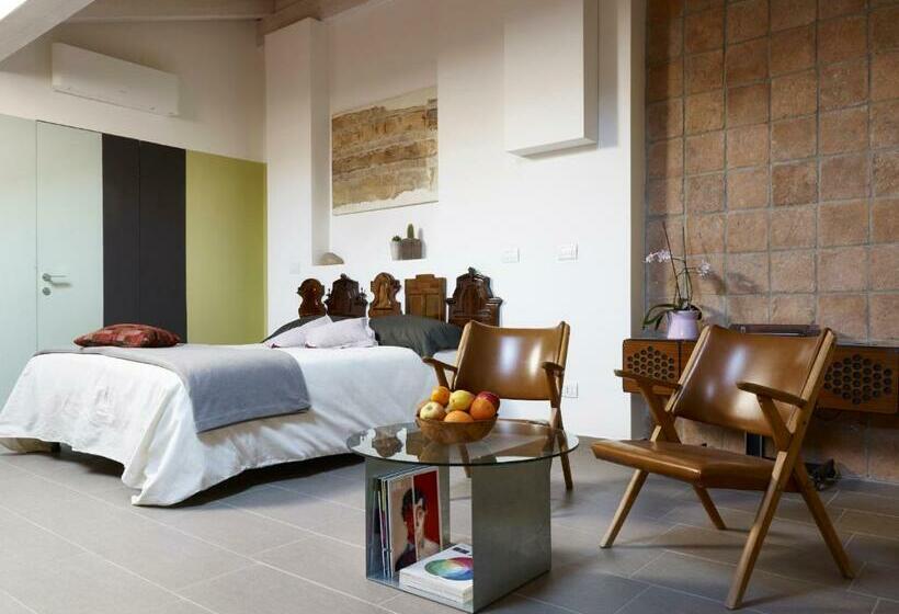 اتاق لوکس, B&b Sottotetto