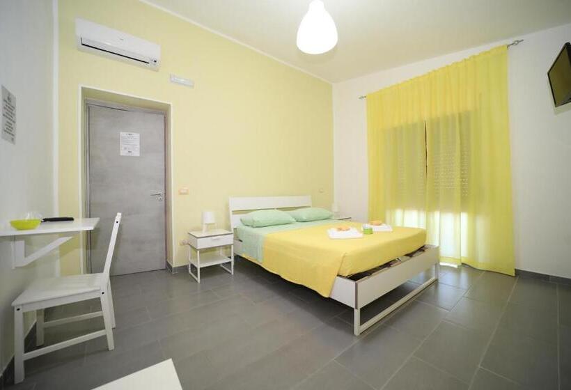 اتاق سوپریور با تخت بزرگ, B&b Umballa