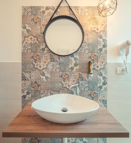 اتاق استاندارد با بالکن, A Coffa Rooms