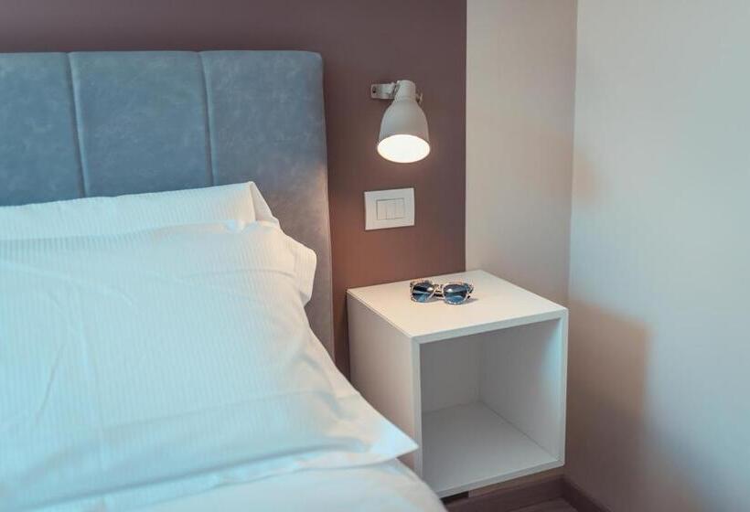 اتاق استاندارد با بالکن, A Coffa Rooms