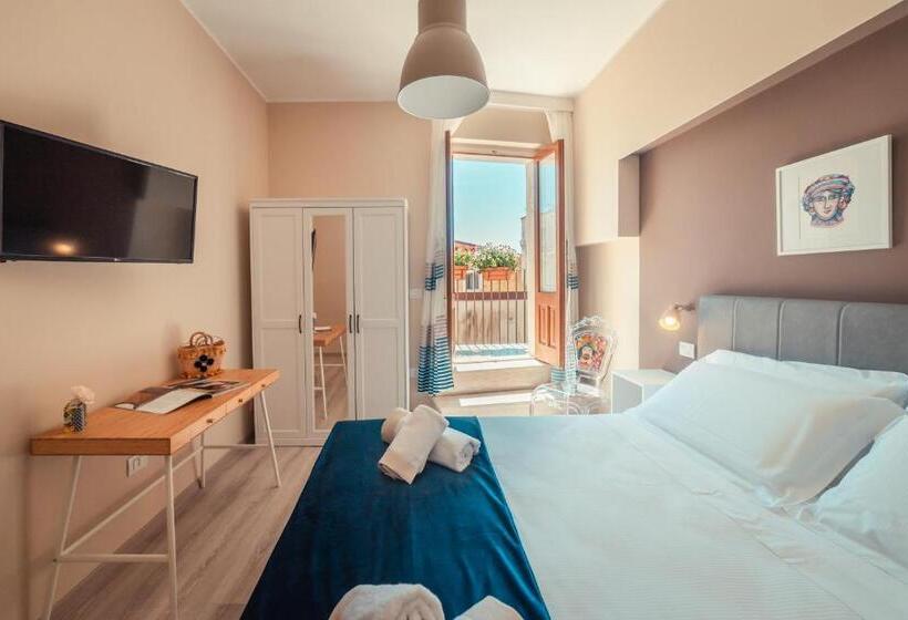 اتاق استاندارد با بالکن, A Coffa Rooms