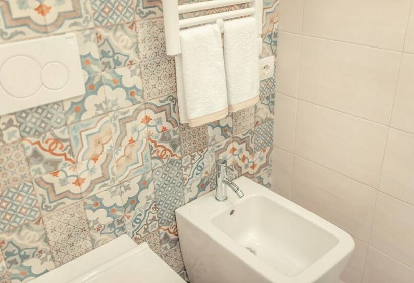 اتاق استاندارد, A Coffa Rooms