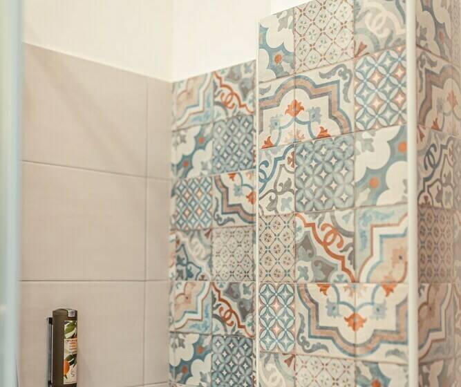 اتاق استاندارد, A Coffa Rooms