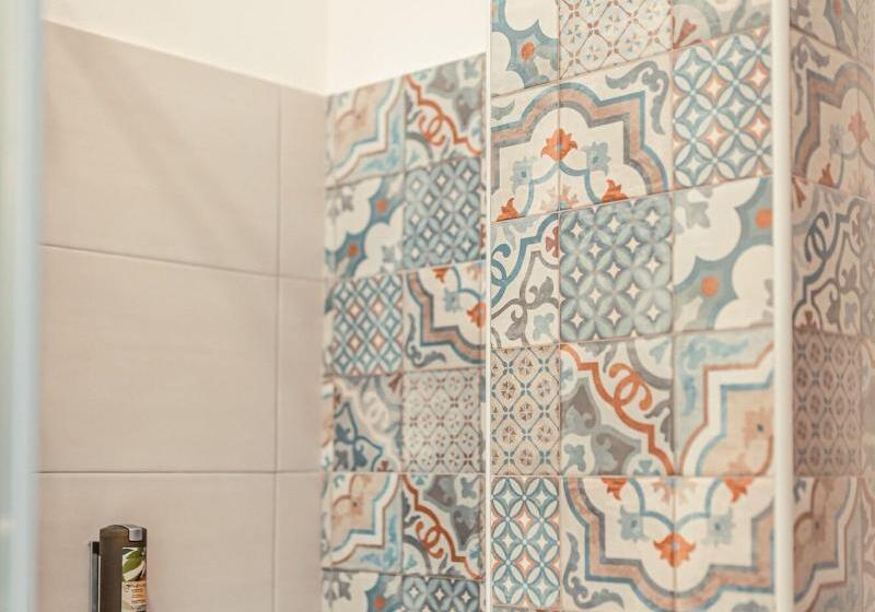 اتاق استاندارد, A Coffa Rooms