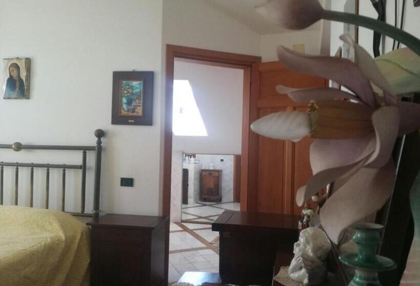 اتاق لوکس, Villa Grande